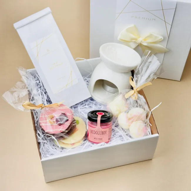 PEONY BLOSSOM - подарочный набор с арома-лампой и чаем